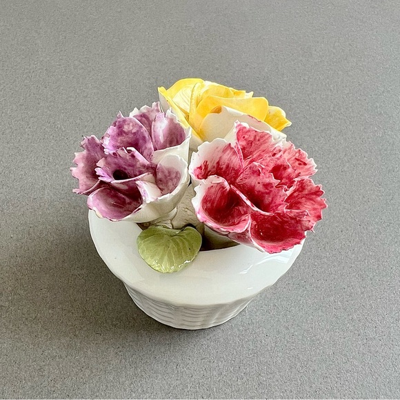 Vintage Sandford Handcrafted Fine Bone China Miniature Rose Floral Bouquet - Picture 3 of 9